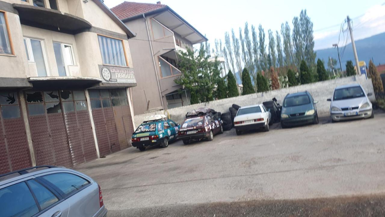 Arbi Guest House Kukes Zewnętrze zdjęcie