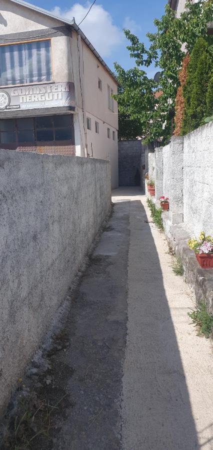 Arbi Guest House Kukes Zewnętrze zdjęcie