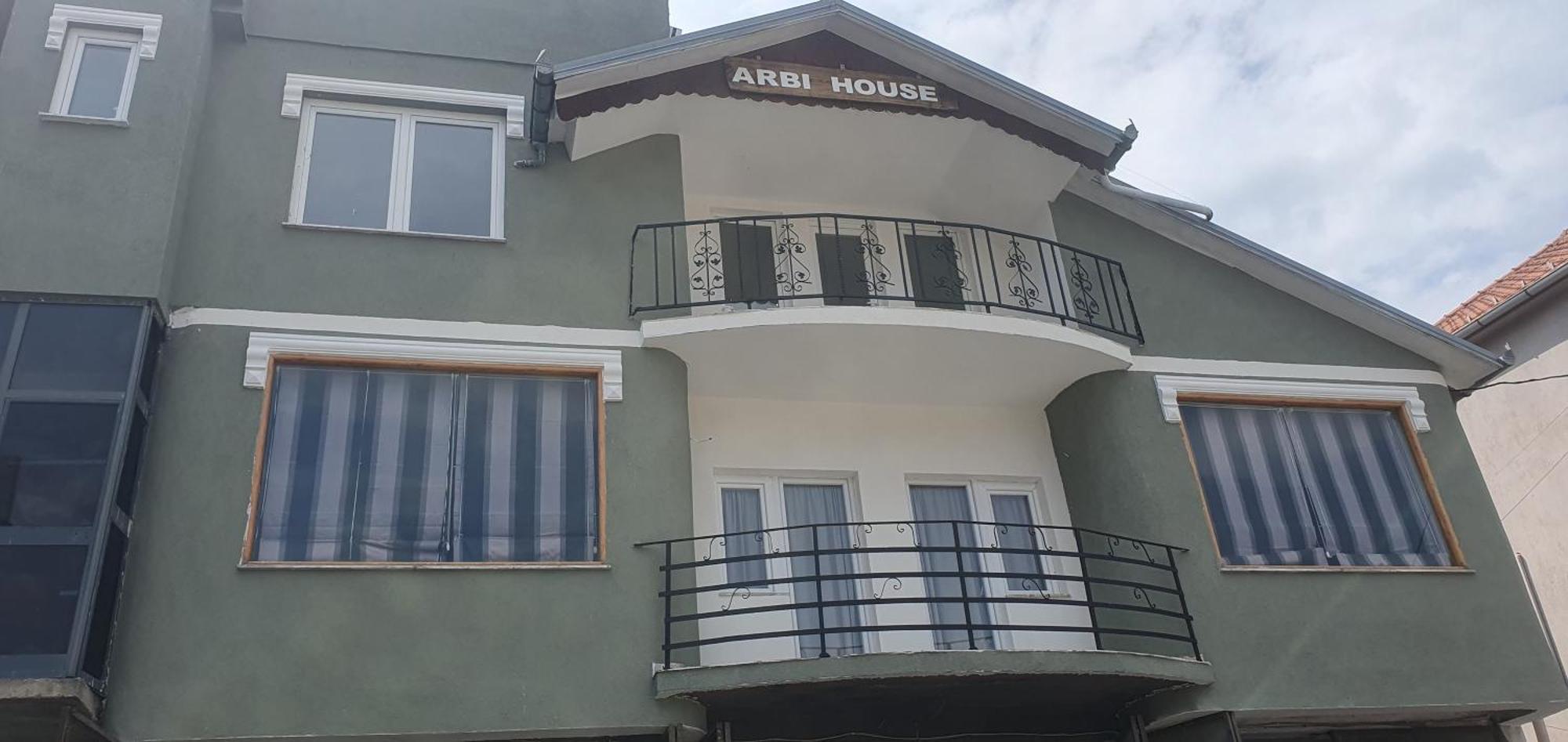 Arbi Guest House Kukes Zewnętrze zdjęcie